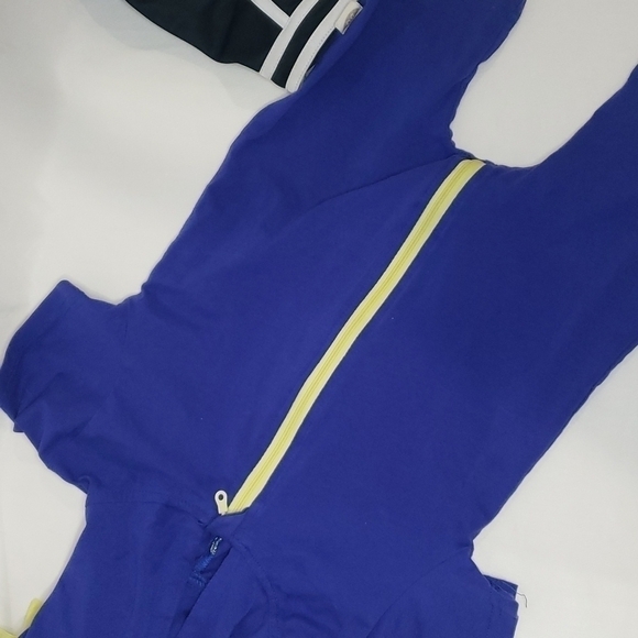 𝅺5/$30 BUNDLE PUMA Shorts + Dino Zipper Bodysuit - Picture 5 of 6